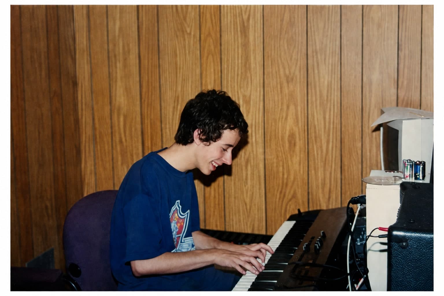 Richard jamming on his Roland RS-9 keyboard, circa 2001