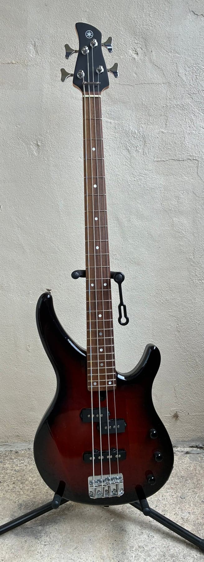 Yamaha 4 String Bass - Old Violin Sunburst